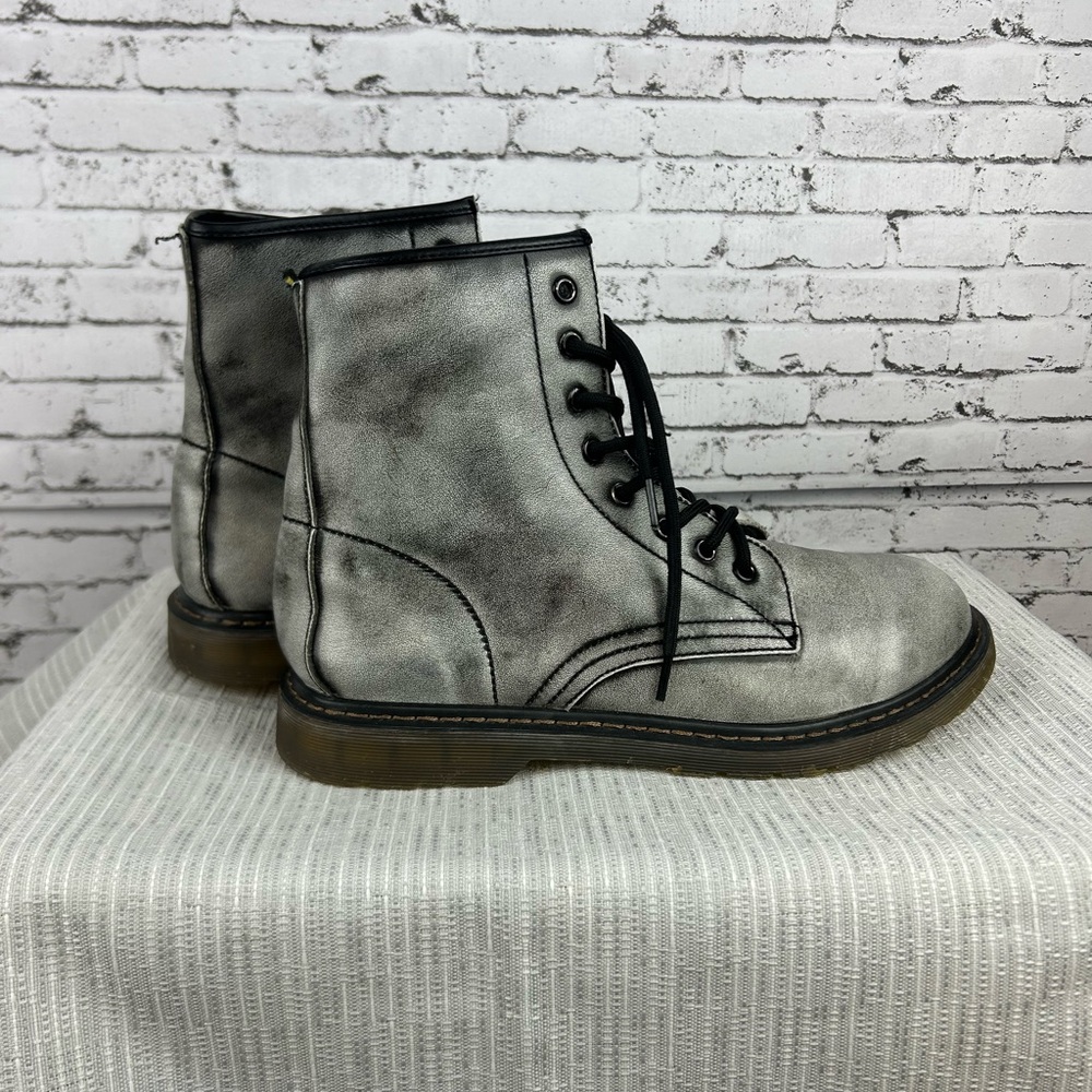Dr. Martens | Men's combat gray and black leather boots size: 45, 12 - Picture 7 of 9